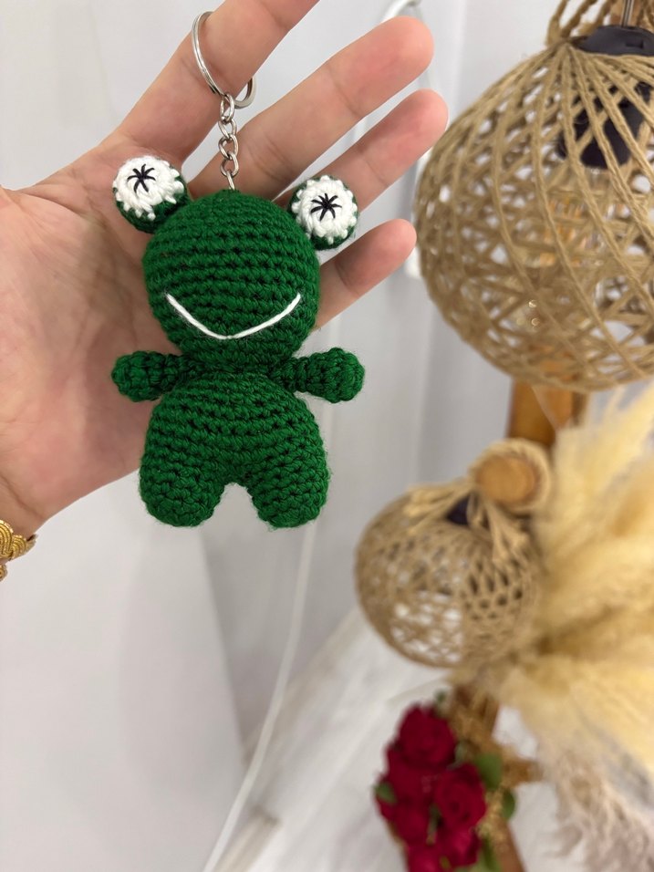 Renkli Örgü Kurbağa Anahtarlık - Görsel 3