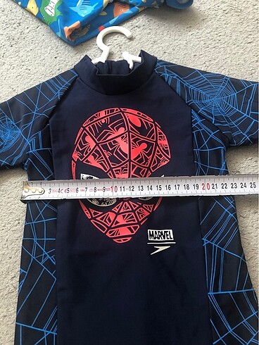 Speedo Marvel Spiderman mayo - Görsel 4