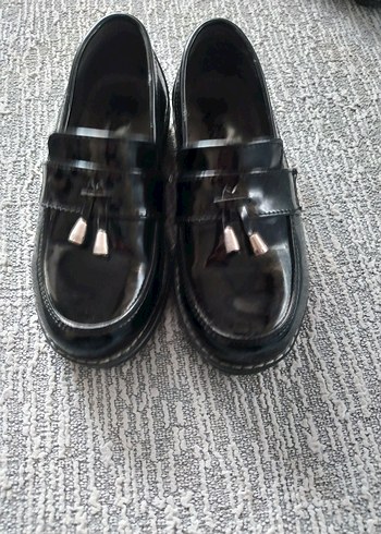 Siyah Parlak Tokalı Erkek Çocuk Loafer - Görsel 2