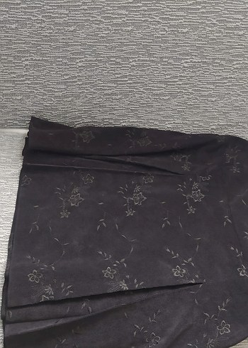 Siyah Nakışlı kadife Mini Etek - Görsel 2