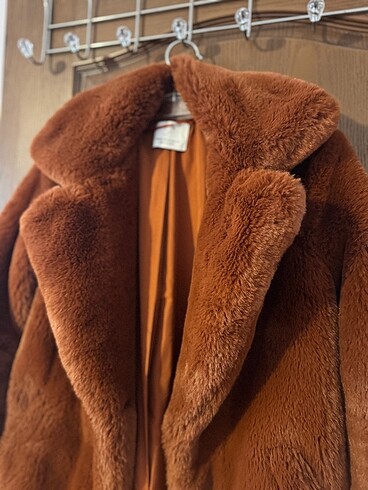 Bershka Bershka kiremit rengi kürk