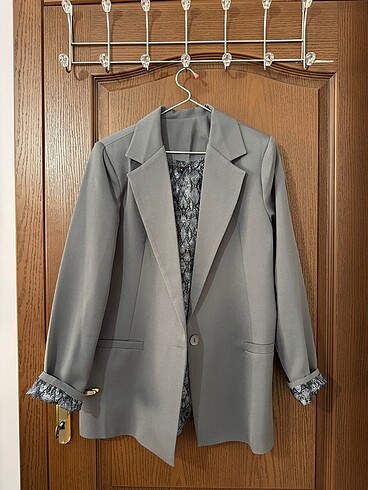 Trendyol & Milla Trendyolmilla gri astar detaylı blazer ceket