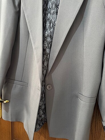 m Beden gri Renk Trendyolmilla gri astar detaylı blazer ceket