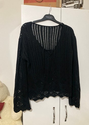 Siyah V Yaka Örgü Kadın Kazak - Görsel 2