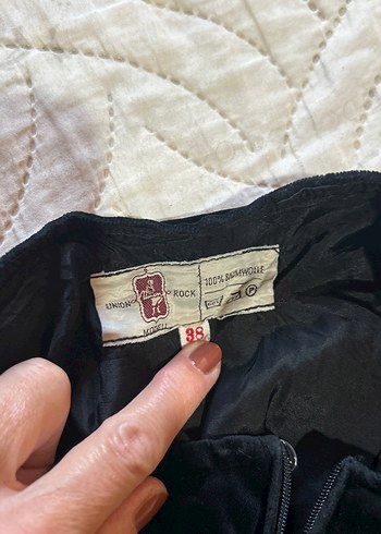 38 Beden siyah Renk Drapeli Siyah Süet Uzun Etek