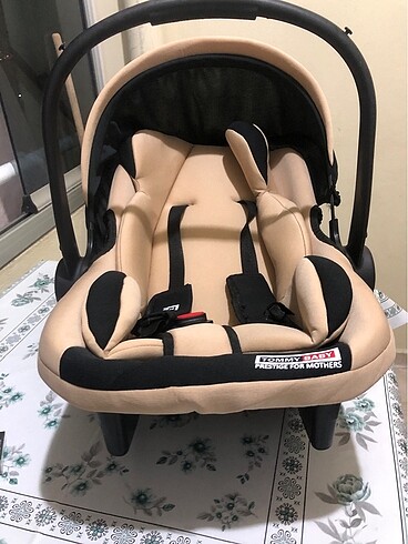 Bebek pusedi oto koltuğu ana kucağı