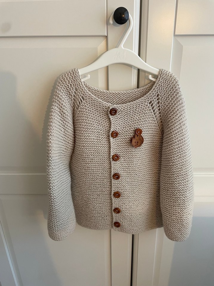 Düğmeli Bej Triko  Hırka - Görsel 2