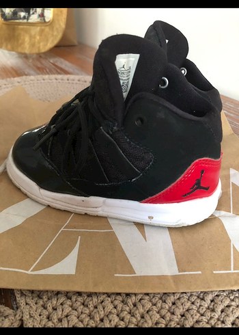 23 Beden Siyah Jordan Erkek Çocuk Spor Ayakkabı