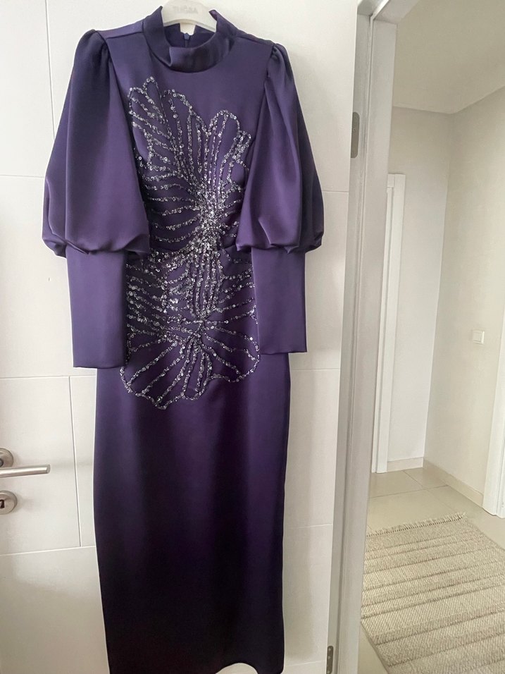 Mor Uzun Kollu İşlemeli Abiye Elbise - Görsel 2