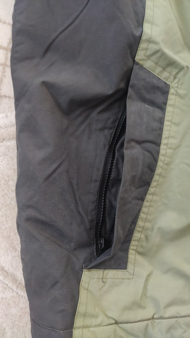 Gri ve yeşil Kapüşonlu Erkek Çocuk Mont - Görsel 2