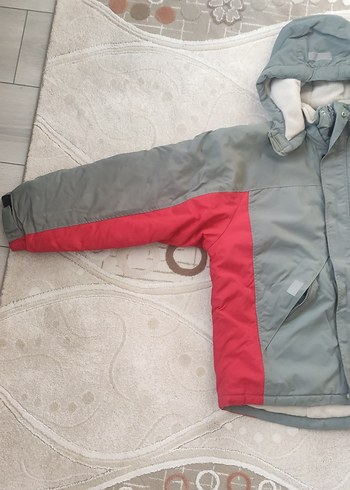 Gri Kırmızı Kapüşonlu Kayak Montu - Görsel 2