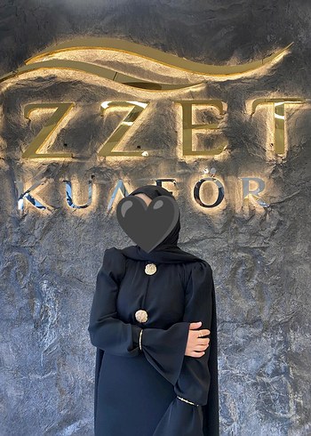40 Beden Siyah Uzun Düğmeli Abiye