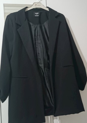 Düğmeli Siyah Midi Kadın Blazer Ceket