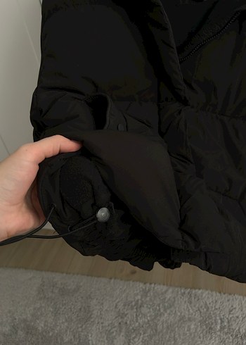 m Beden siyah Renk Pull and Bear Siyah Kadın Kışlık Şişme Mont