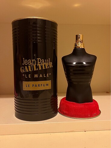 Jean Paul Guilter Le Male Le Parfum