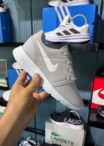 Nike spor