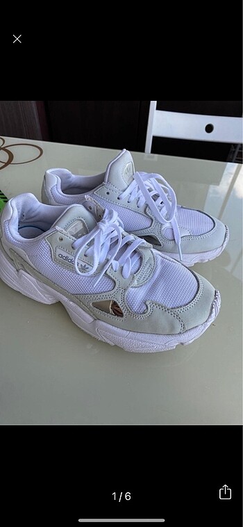 Adidas falcon