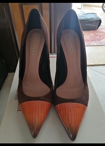 Barbara Bui stiletto