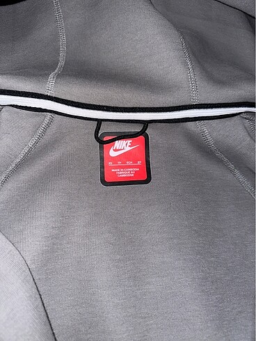 xs Beden Nike Tech Fleece