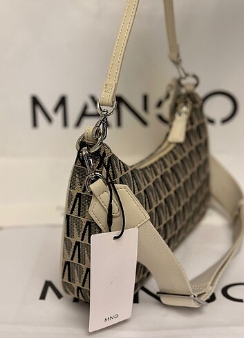 Mango Mango jakar çanta
