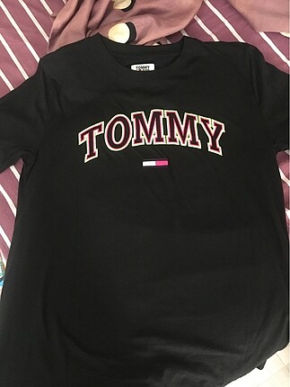 tommy yarım kollu tişört