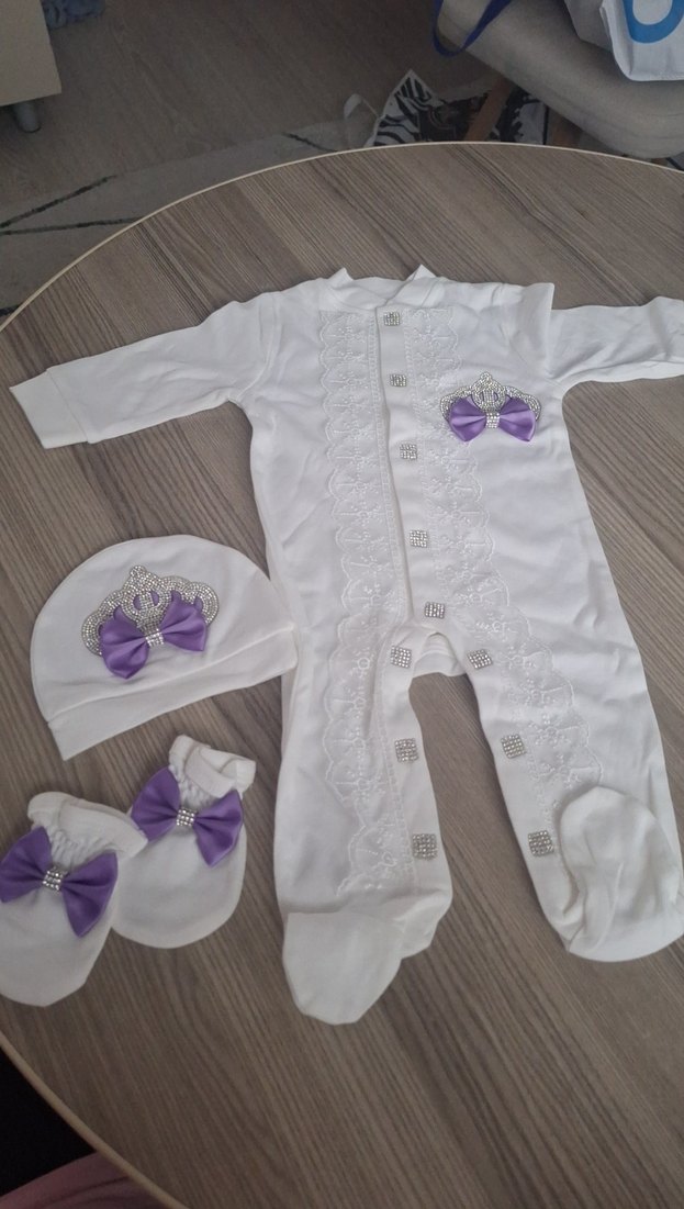Lila Fiyonklu Bebek Hastane Kıyafeti - Görsel 2