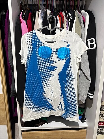 Armani Tshirt
