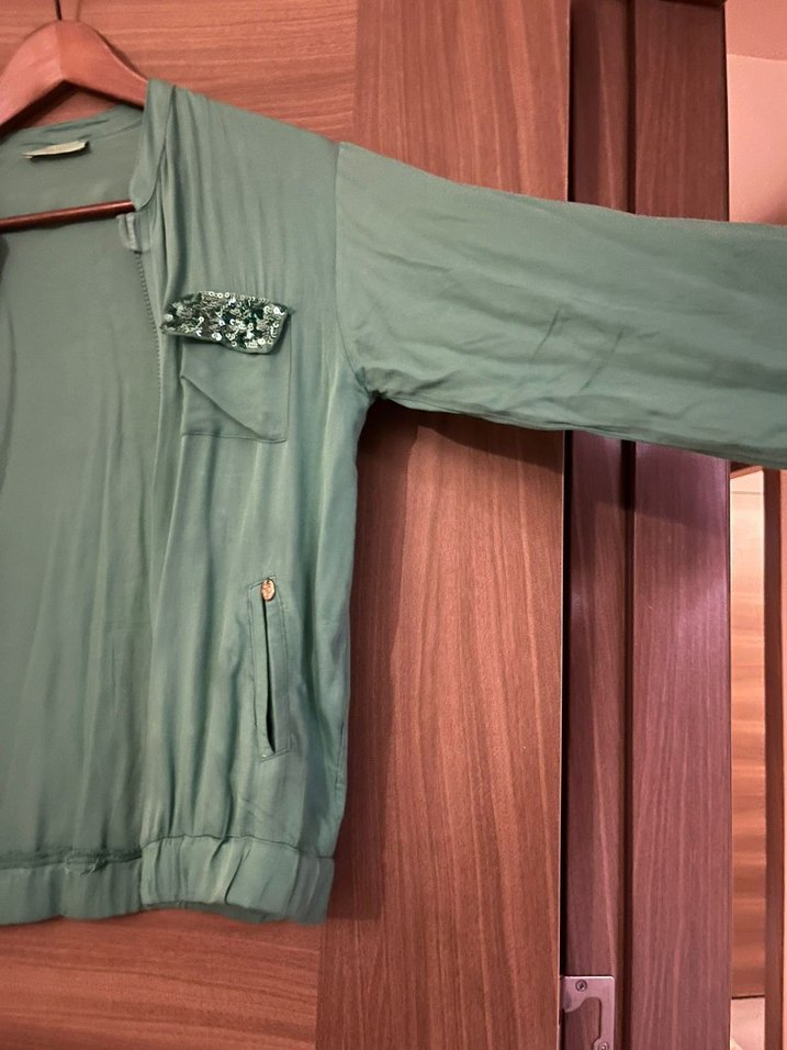 Yeşil Uzun Kollu İnce Ceket - Görsel 2