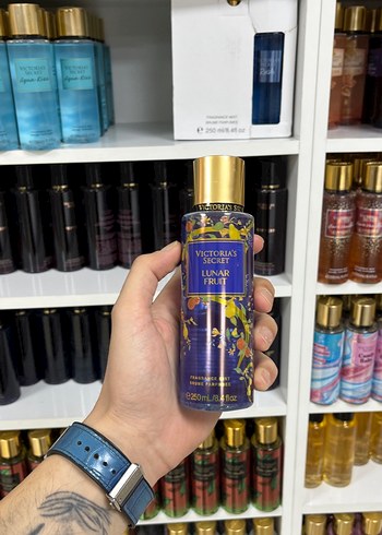 Victoria's Secret Lunar Fruit Kadın Parfümü 250 ml