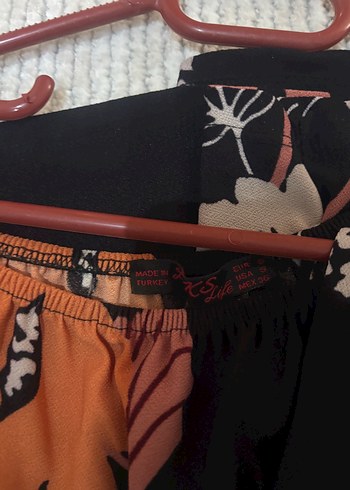 Çiçek Desenli Siyah Midi Bohem Elbise - Görsel 3