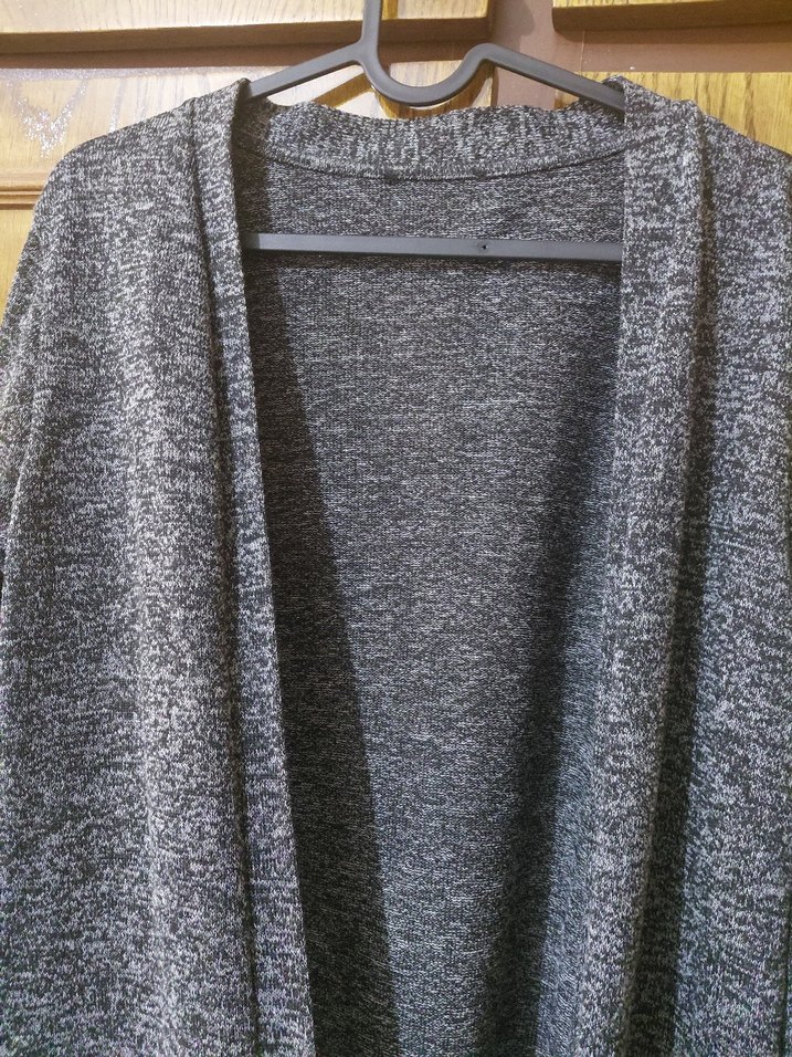 Gri Triko Kadın Hırka V Yaka
Lc waıkıkı S - Görsel 4