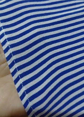 Düğmeli Lacivert Çizgili Kadın Gömlek BERSHKA - Görsel 7