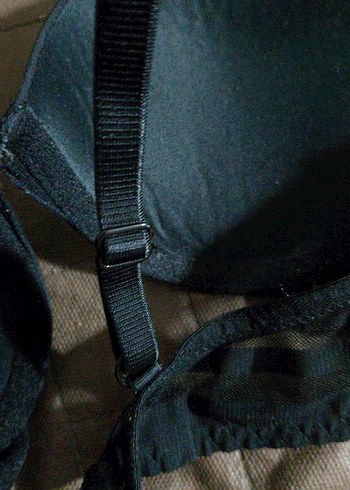 Minimalist Siyah Midi Sütyen
36 beden içın - Görsel 9