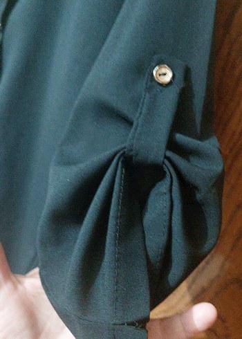 Siyah V Yaka Uzun Kollu  Gömlek - Görsel 2