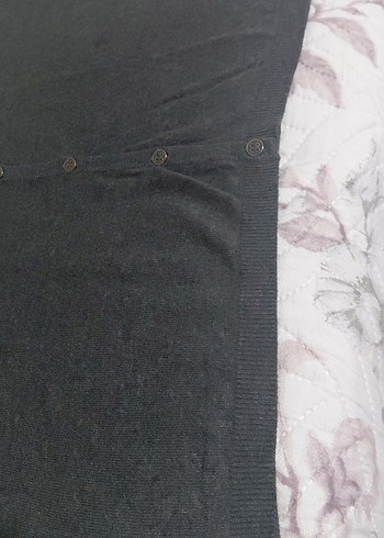 Gri V Yaka Düğmeli Kadın Hırka - Görsel 8