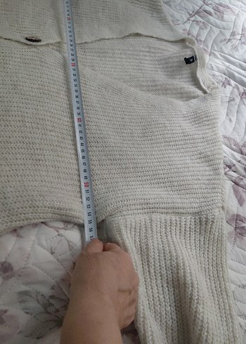 Beyaz V-Yaka Örme Kadın Hırka
DEFACTO ANGORA 2 xl - Görsel 4