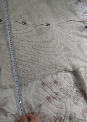 Beyaz V-Yaka Örme Kadın Hırka
DEFACTO ANGORA 2 xl - Görsel 2