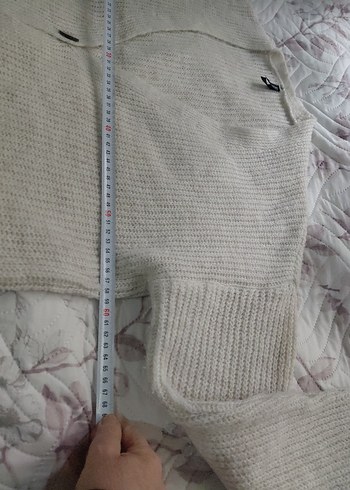 Beyaz V-Yaka Örme Kadın Hırka
DEFACTO ANGORA 2 xl - Görsel 14