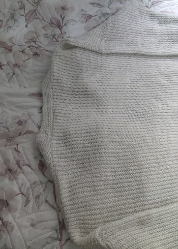 Beyaz V-Yaka Örme Kadın Hırka
DEFACTO ANGORA 2 xl - Görsel 8