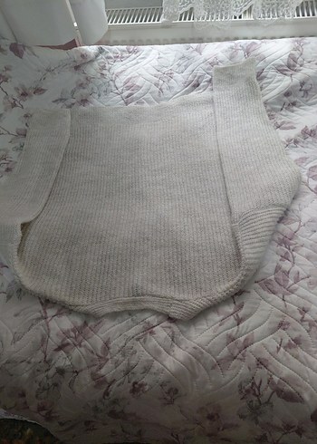 Beyaz V-Yaka Örme Kadın Hırka
DEFACTO ANGORA 2 xl - Görsel 10