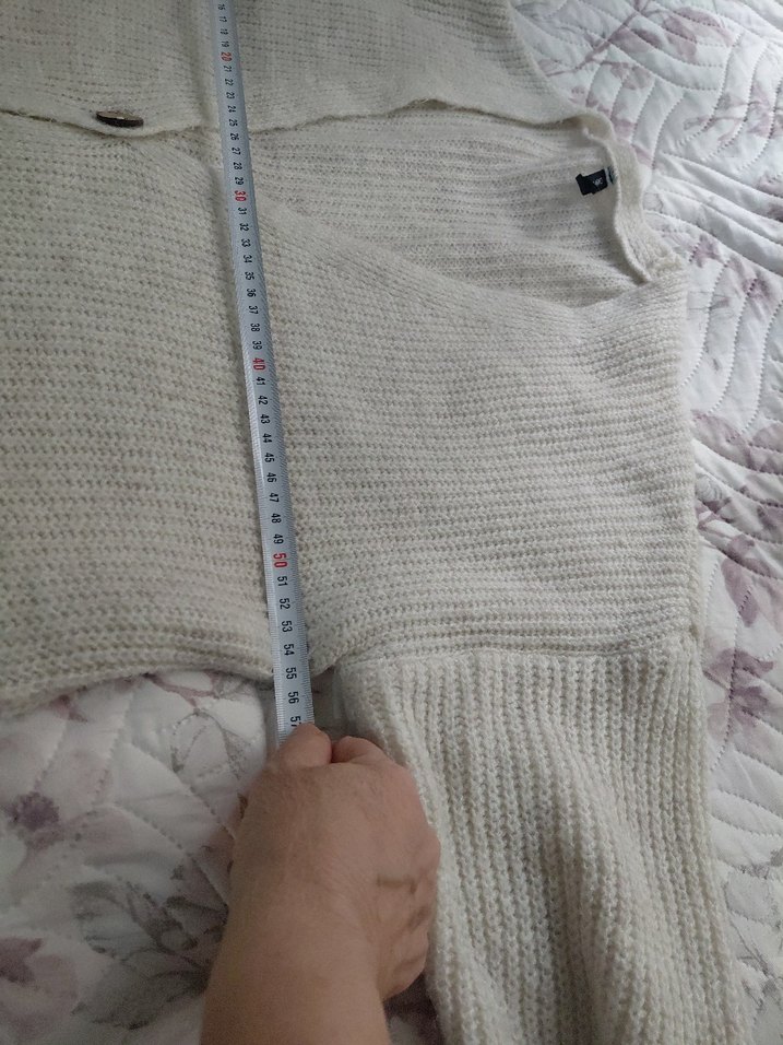 Beyaz V-Yaka Örme Kadın Hırka
DEFACTO ANGORA 2 xl - Görsel 4