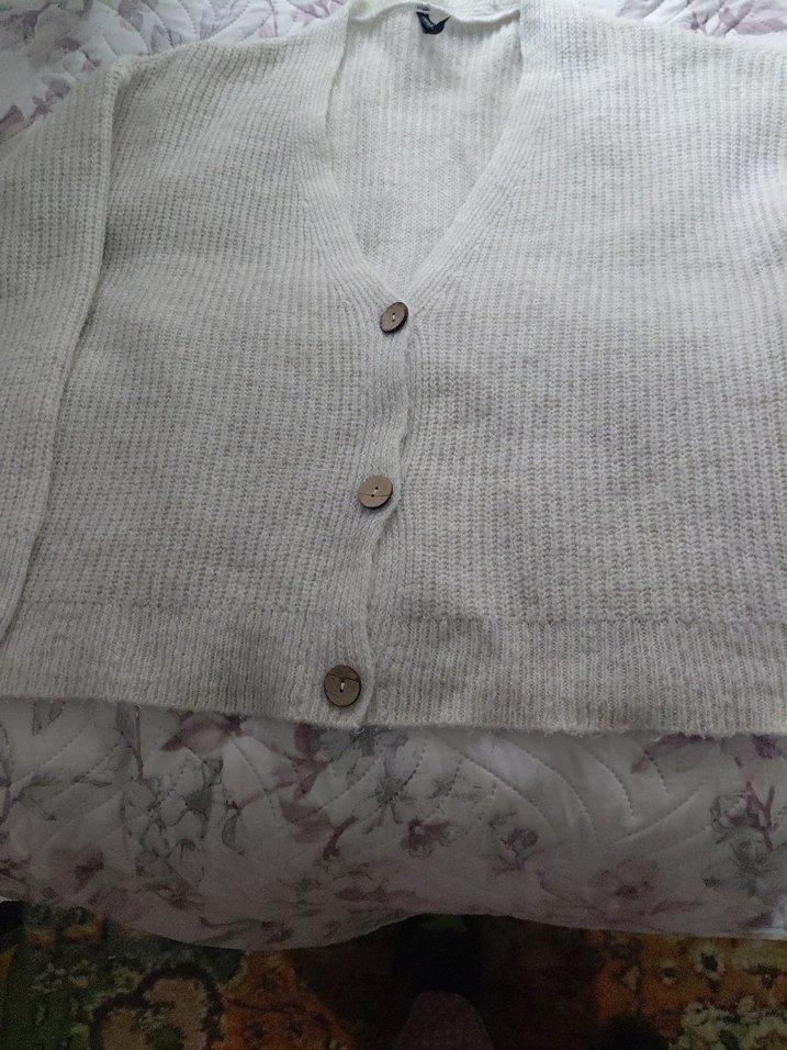 Beyaz V-Yaka Örme Kadın Hırka
DEFACTO ANGORA 2 xl - Görsel 5