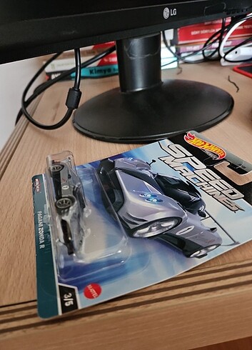 Hot Wheels Premium Pagani Zonda R