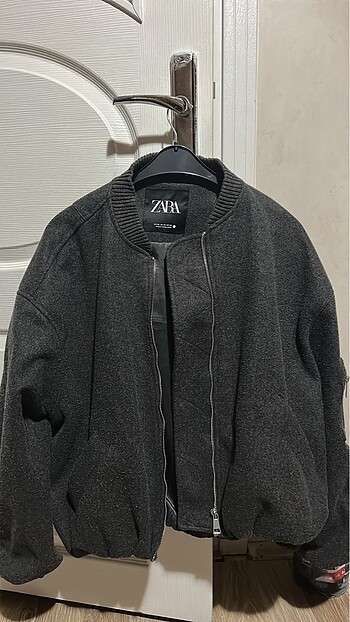 ZARA BOMBER CEKET