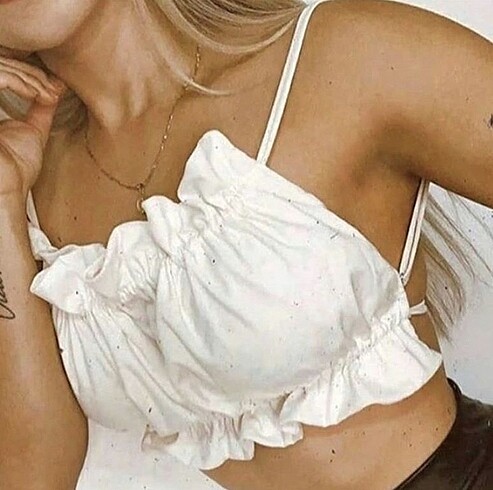 Zara Büstiyer