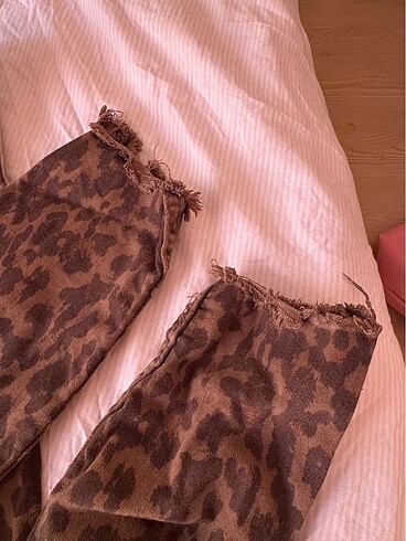 Zara zara leopar pantolon