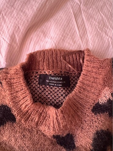 Bershka berska leopar tuylu kazak