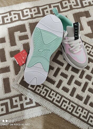 37 Beden Puma Rs Curve Kadın Ayakkabı (23 cm)