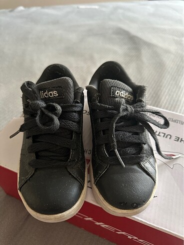 Adidas ayakkabı