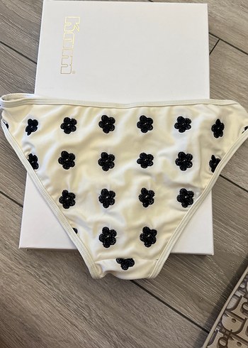 Bikini Altı - Görsel 2